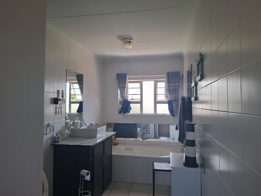 3 Bedroom Property for Sale in Klein Brak Western Cape